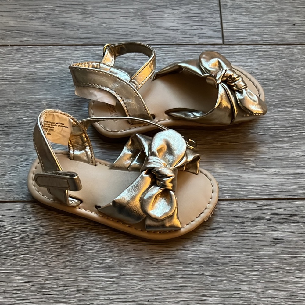 Gymboree gold metallic sandals